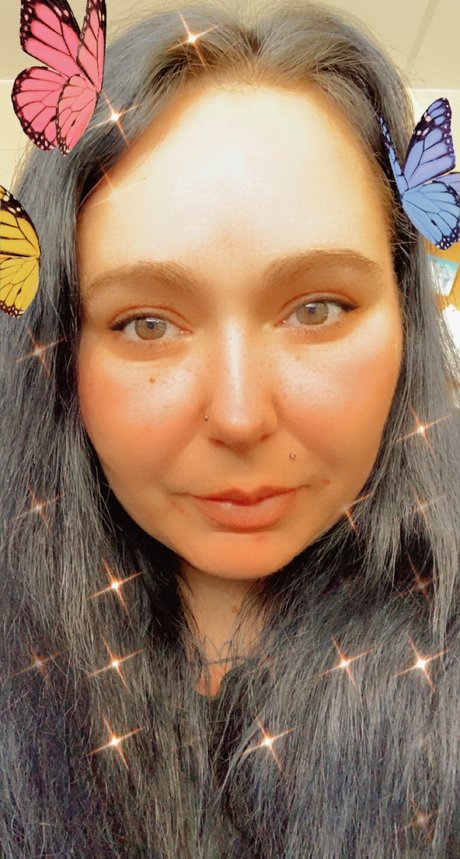 Nacktes geleaktes OnlyFans-Foto von Tina Marie