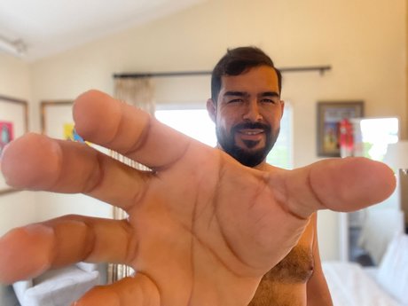 Обнаженная фотография утечки OnlyFans от Lucky Jonny