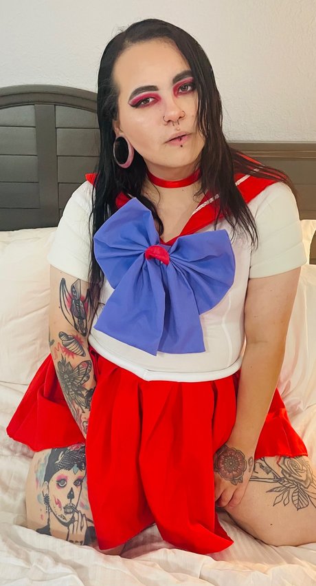 Nahá fotka uniklých OnlyFans od Britaneydropdead