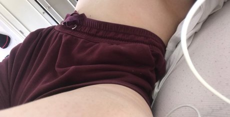 Nacktes geleaktes OnlyFans-Foto von Junie 