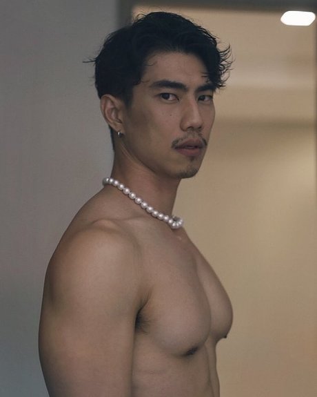 Обнаженная фотография утечки OnlyFans от Tangymaddict