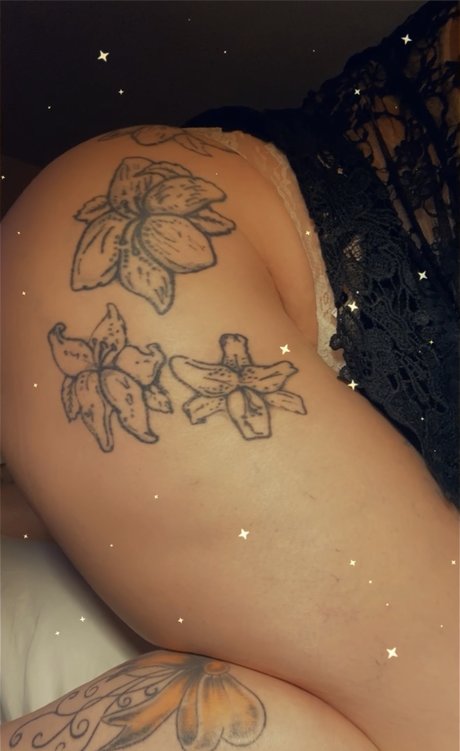 Foto di nudo di fuga di OnlyFans di Thee One Ampamp Only Blulatto