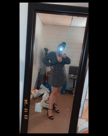 Naakte gelekte OnlyFans-foto van Bunny 