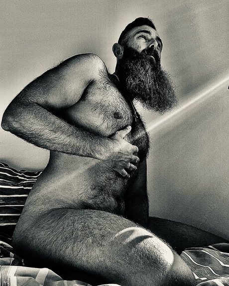 Photo nue de fuite OnlyFans de Beardedman