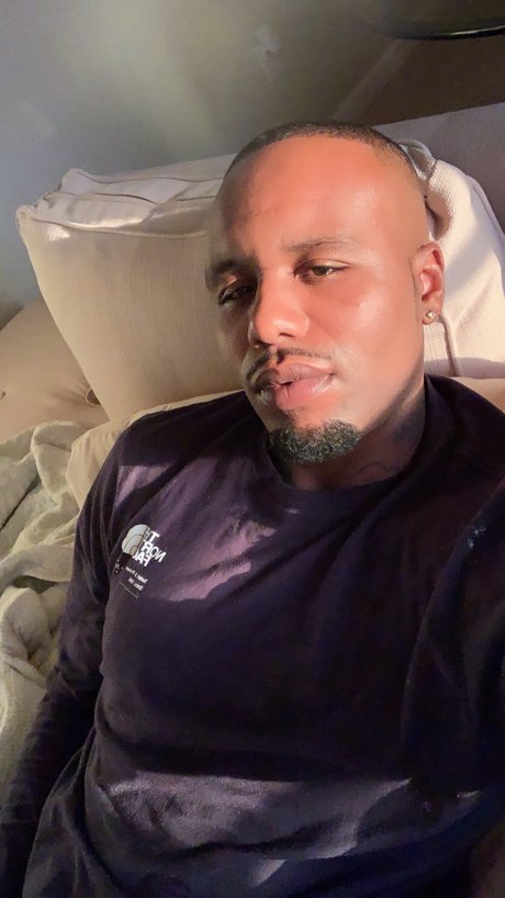 Naken läckt OnlyFans-bild av Dee