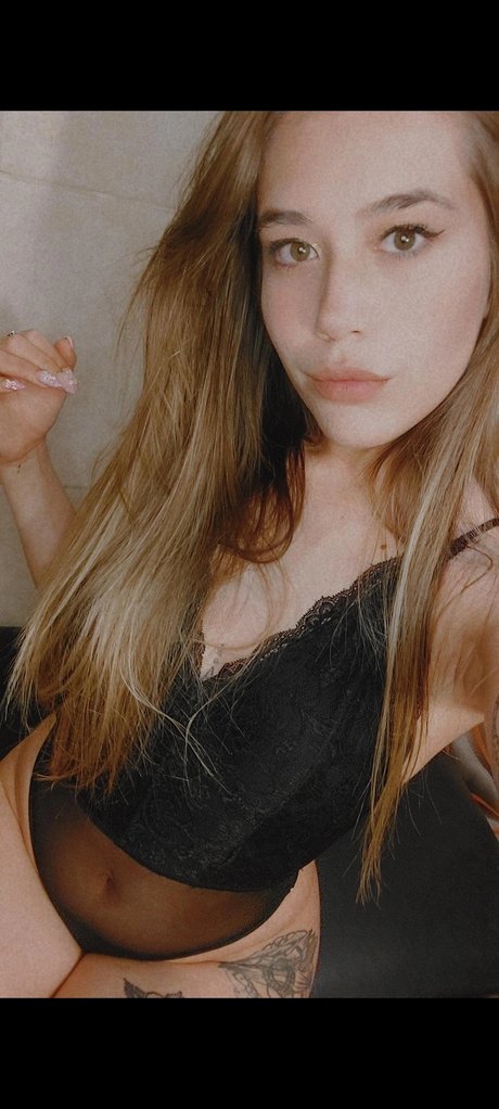 Nahá fotka uniklých OnlyFans od Dayana