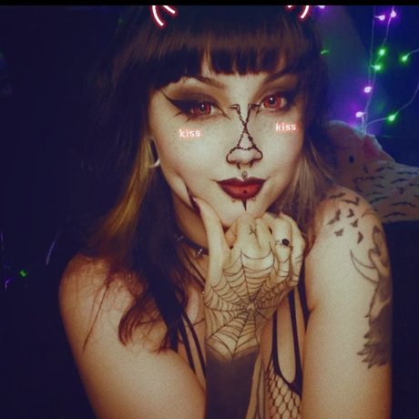 Naken lekkede OnlyFans-bilde av Nikonatsuki