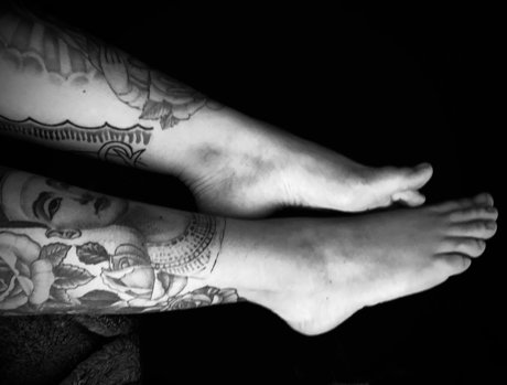 Naken läckt OnlyFans-bild av Footsiepie