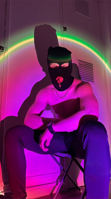 Foto di nudo di fuga di OnlyFans di Lush Noah