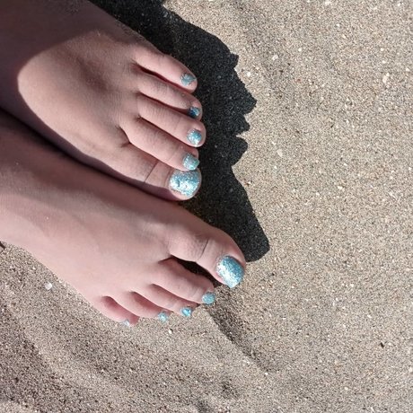 Nacktes geleaktes OnlyFans-Foto von Piedini Asiatici