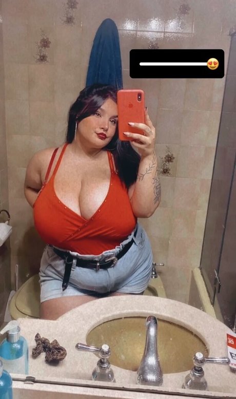 Nahá fotka uniklých OnlyFans od Antonella Rocco