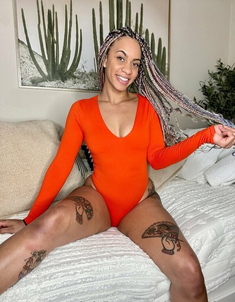 Naken lekkede OnlyFans-bilde av Depreeazcam