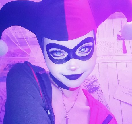 Naakte gelekte OnlyFans-foto van Livingdeadkev