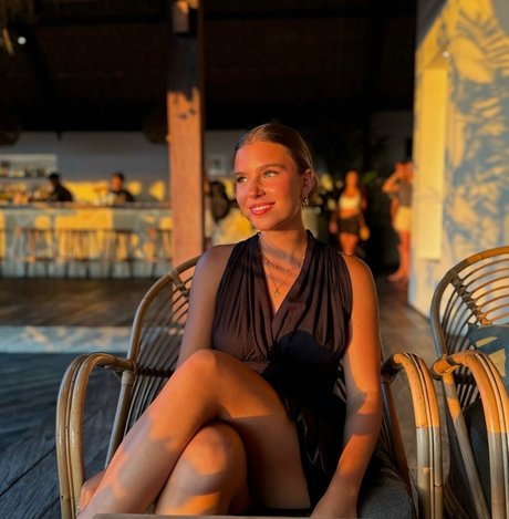 Foto di nudo di fuga di OnlyFans di Sabrinasedlatschek