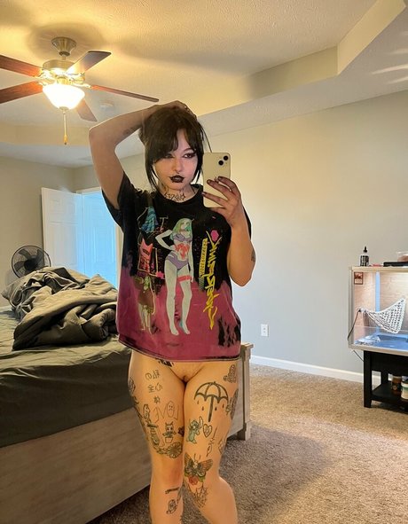 Hotgothmlf naked leaks OnlyFans pic