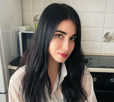 Naken lekkede OnlyFans-bilde av Hanabityan