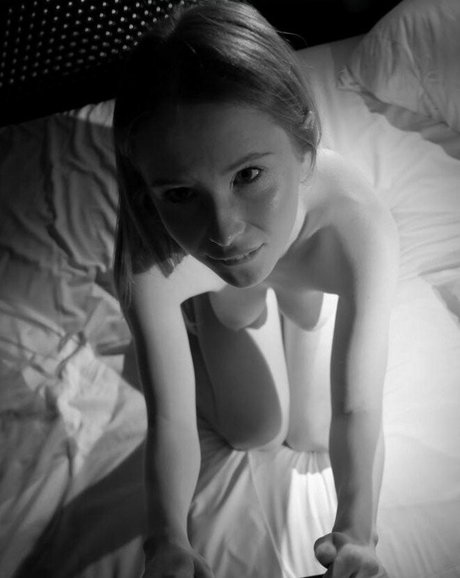 Nacktes geleaktes OnlyFans-Foto von Arielka