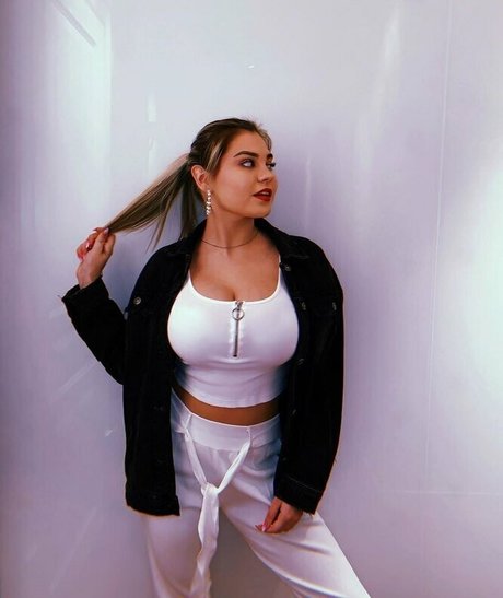 Ekaterina Boyarskaya OnlyFansリークヌード写真