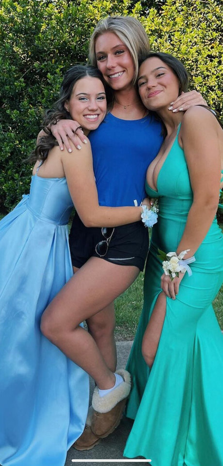 Nacktes geleaktes OnlyFans-Foto von Maddy Andrews