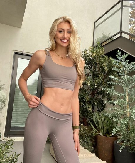 Alasti lekkinud OnlyFans-i pilt Cameron Brink