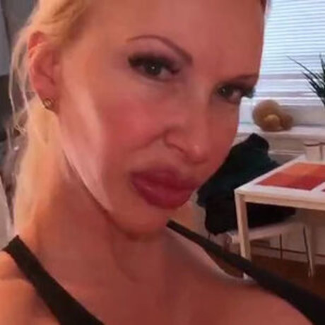 Nacktes geleaktes OnlyFans-Foto von Nova Nice