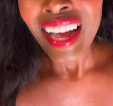 Foto di nudo di fuga di OnlyFans di Just Tennille Asmr