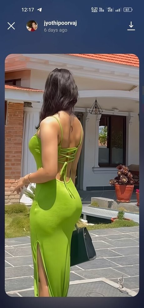 Nahá fotka uniklých OnlyFans od Jyothi Rai