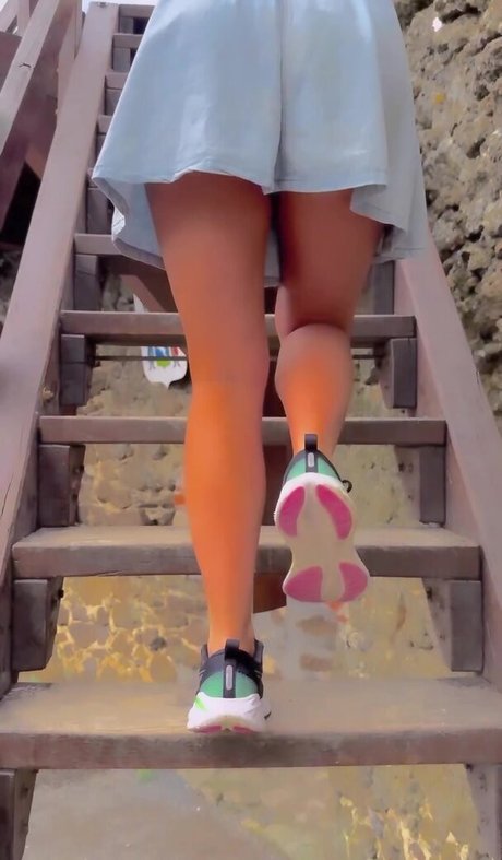 Naken lekkede OnlyFans-bilde av Natafitnesswine