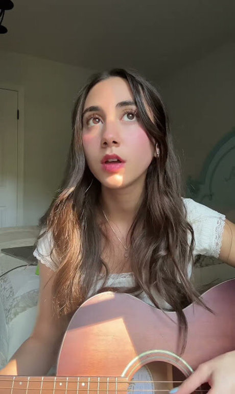 OnlyFans-model Mikaela Astel