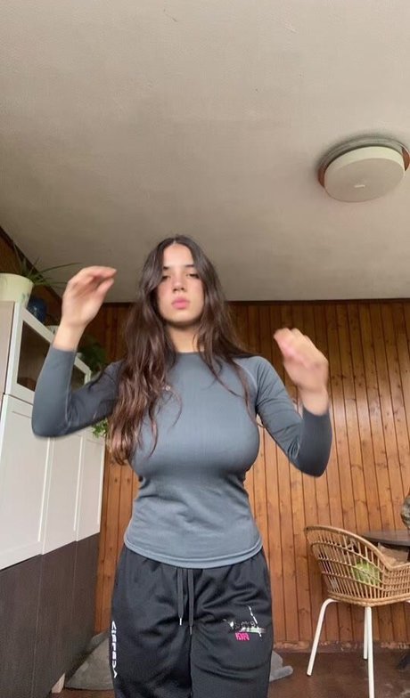 Nahá fotka uniklých OnlyFans od Jarita