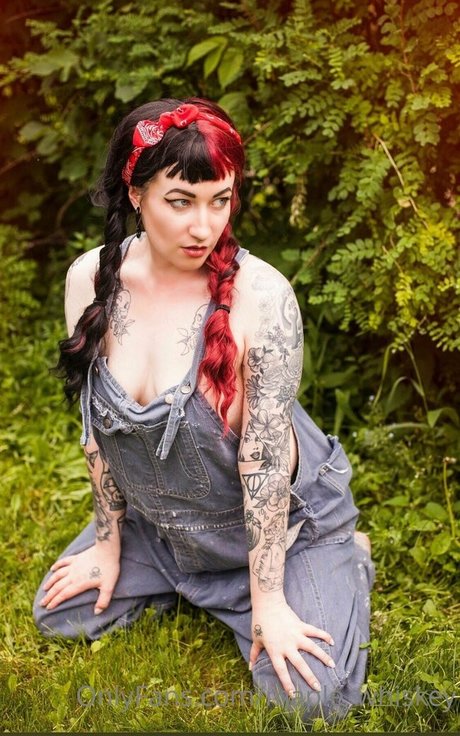 Maplemassacre OnlyFansリークヌード写真