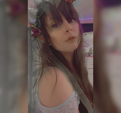 Naken lekkede OnlyFans-bilde av Freegh0styghoul