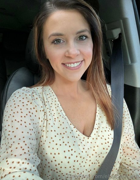 Nahá fotka uniklých OnlyFans od Elizabethash