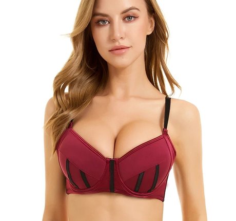 Naken lekkede OnlyFans-bilde av Modelnana