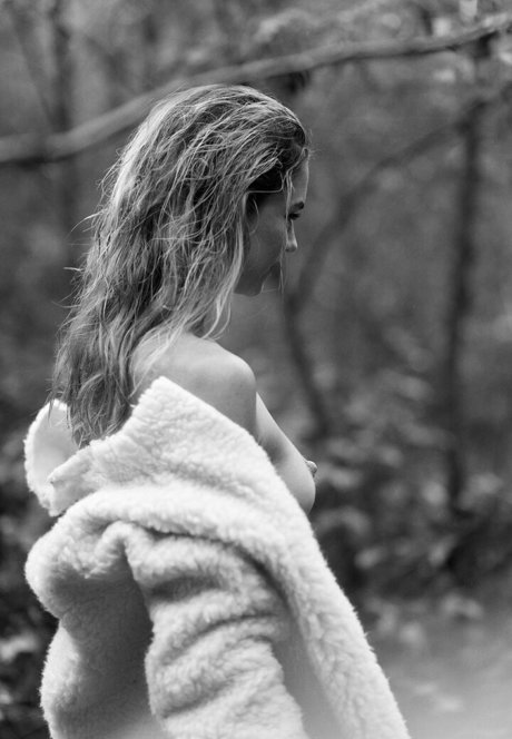 Nahá fotka uniklých OnlyFans od Merel Van Der Wouden