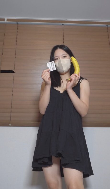 Alasti lekkinud OnlyFans-i pilt Heeyuri