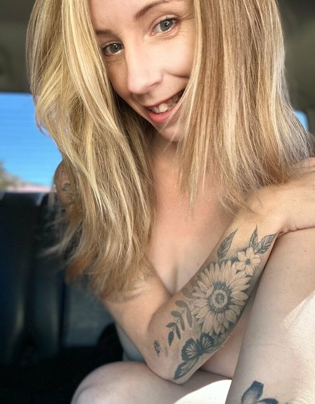 Naken lekkede OnlyFans-bilde av Mdg