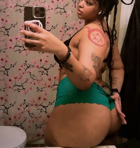 OnlyFans-model Daijaku