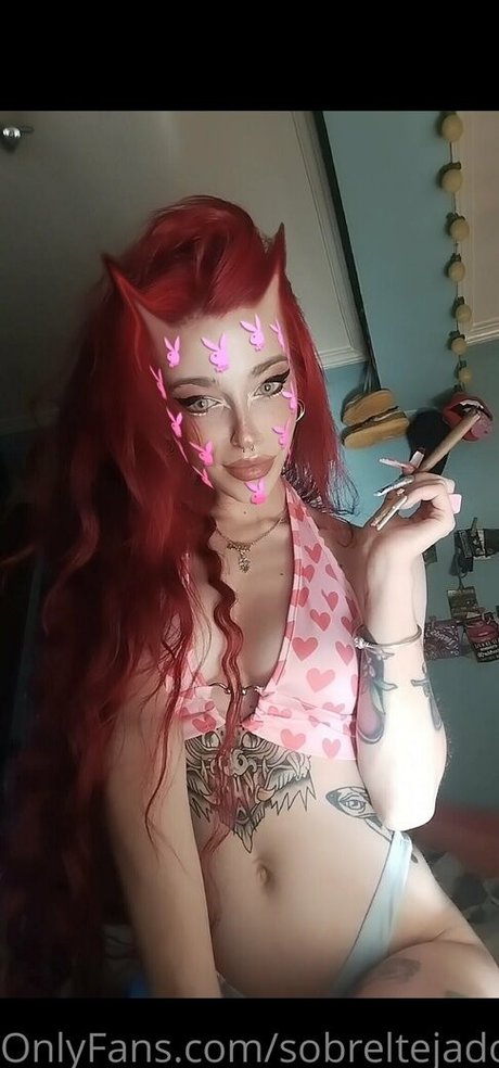 Alasti lekkinud OnlyFans-i pilt Sallybrat