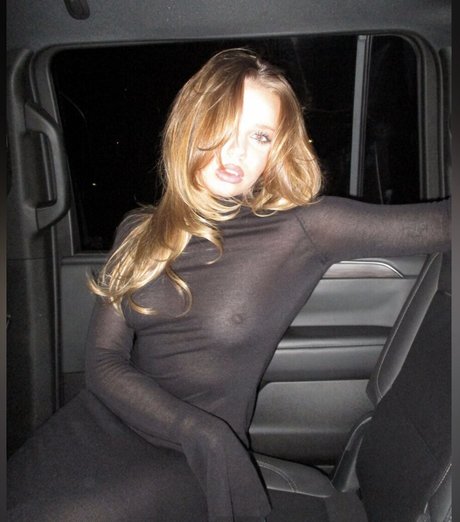 Обнаженная фотография утечки OnlyFans от Kaylee Baker