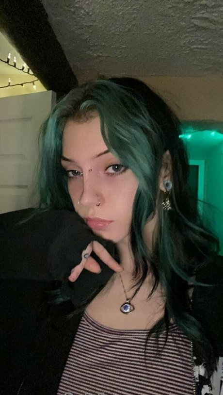 Foto desnuda filtrada de OnlyFans de Scvum