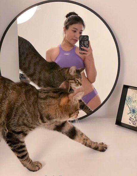 Naken lekkede OnlyFans-bilde av Mayumanson