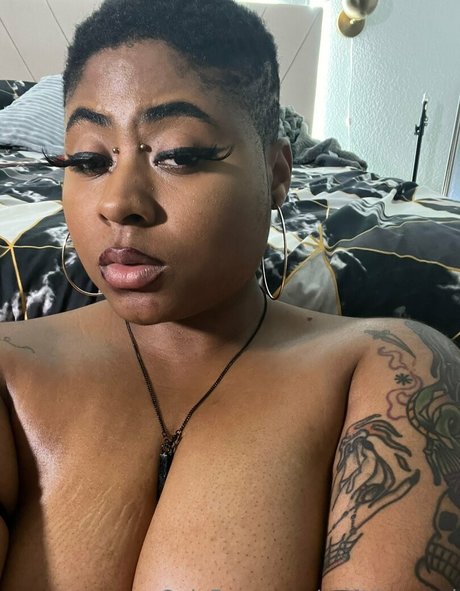 Nahá fotka uniklých OnlyFans od Meleimarvelous