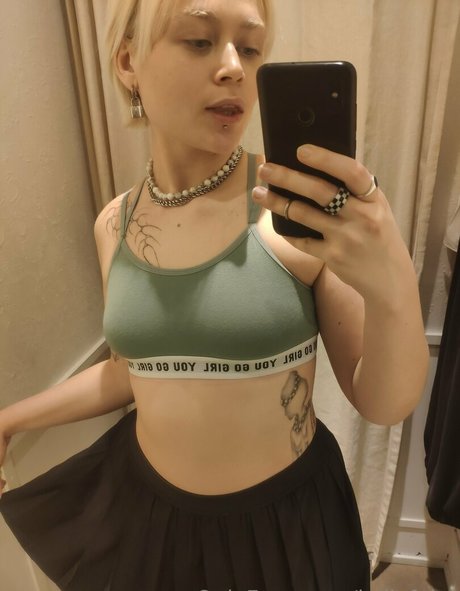 Nacktes geleaktes OnlyFans-Foto von Kellyfairy