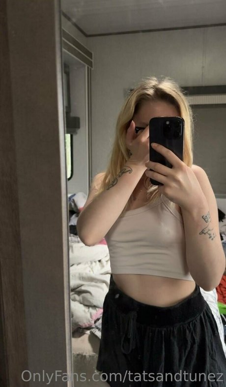 Tatsandtunez naked leaks OnlyFans pic
