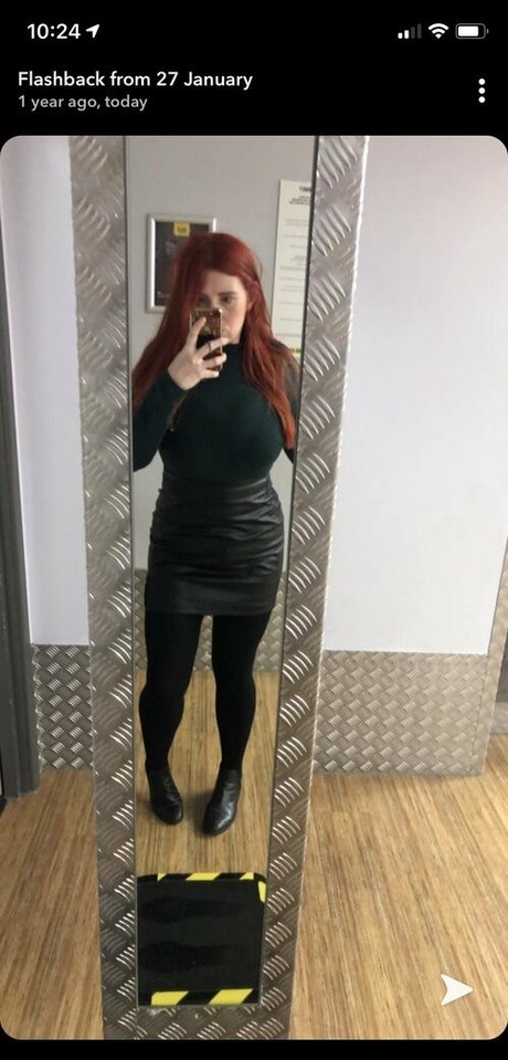 Обнаженная фотография утечки OnlyFans от Curvykgirl