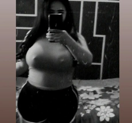 Обнаженная фотография утечки OnlyFans от Alfi Ratu Melon