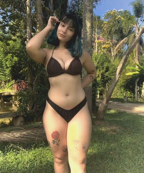 Alasti lekkinud OnlyFans-i pilt Giovana Gomes