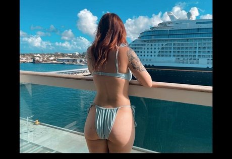 Kaytlin Lovely OnlyFansリークヌード写真