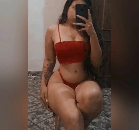 Обнаженная фотография утечки OnlyFans от Mary Gustin